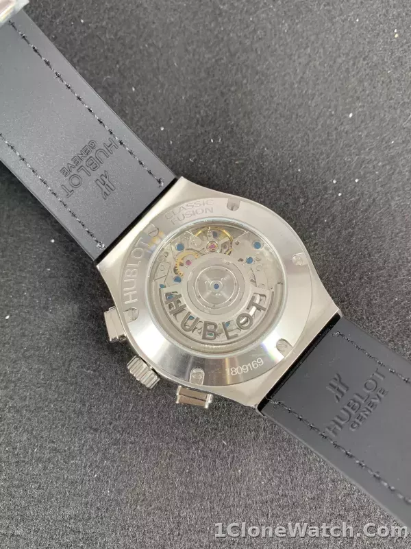Hublot Classic Fusion Aerofusion Titanium 525.NX.0170.LR - detail