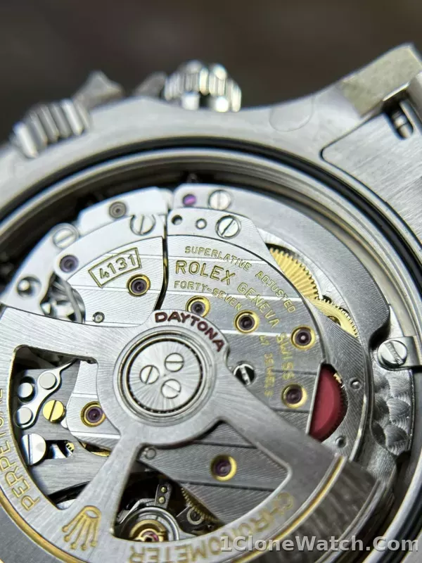 Superclone Rolex Daytona  Panda  40 mm White Dial 126500LN - detail