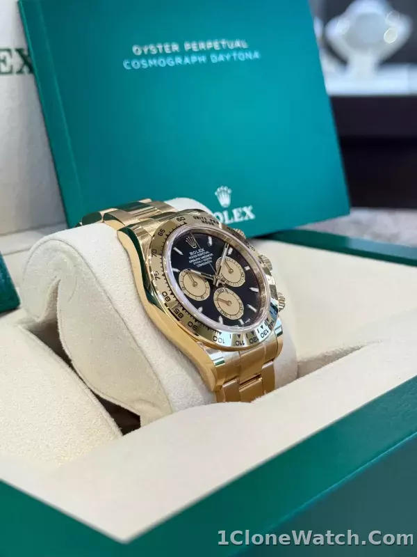 Superclone Rolex Daytona 40 mm Black Dial 126508 - detail