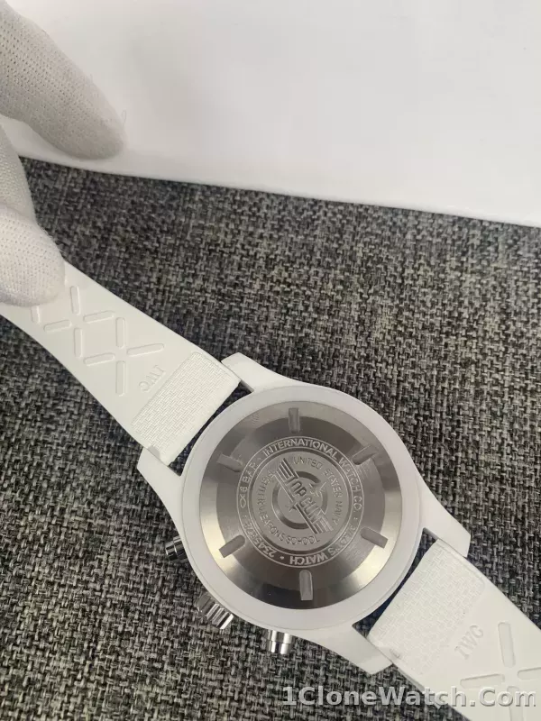 IWC Pilot IW389105 Chronograph Top Gun - detail