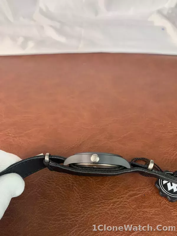 IWC Pilot’s Watch Automatic Top Gun 41mm IW326901 - detail