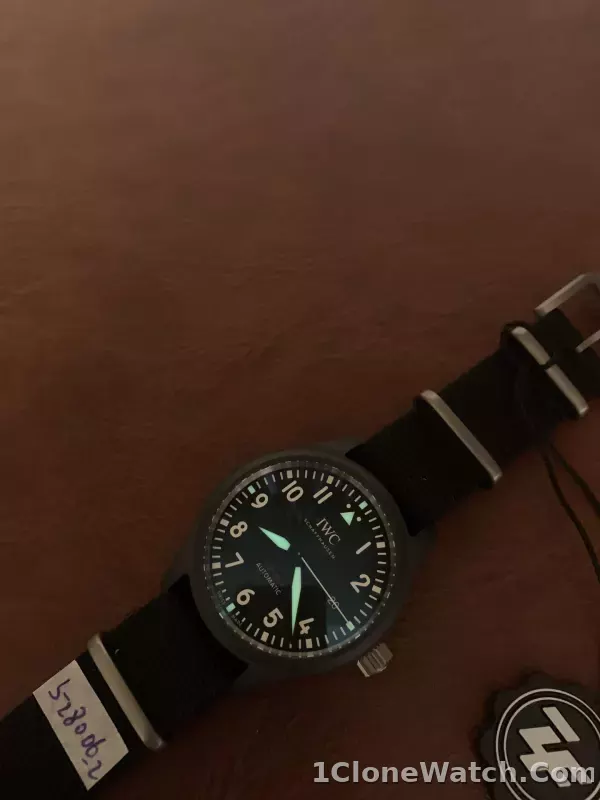 IWC Pilot’s Watch Automatic Top Gun 41mm IW326901 - detail