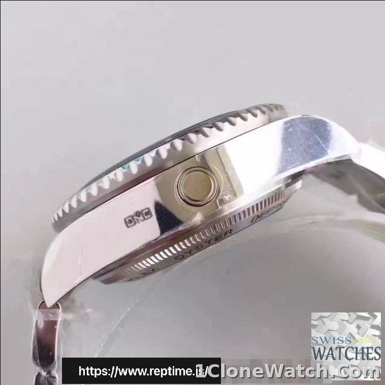 ROLEX DEEPSEA BLACK DIAL STAINLESS STEEL 44MM SWISS REPLICA 116660.4 - detail