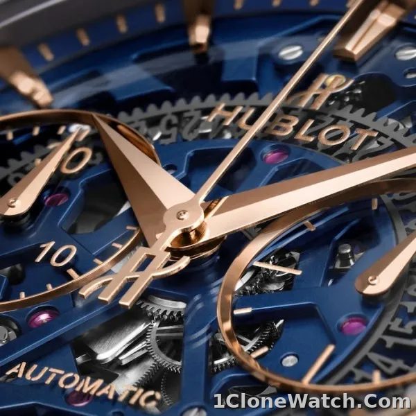 Hublot Classic Fusion Men Automatic Blue Rubber Watch 525.OX.5180.RX.ORL21 - detail