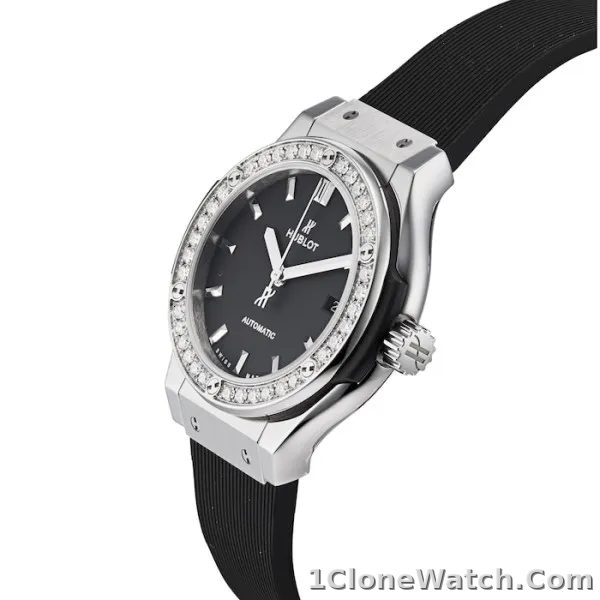 Hublot Classic Fusion Women Automatic Black Rubber Watch 582.NX.1170.RX.1204 - detail