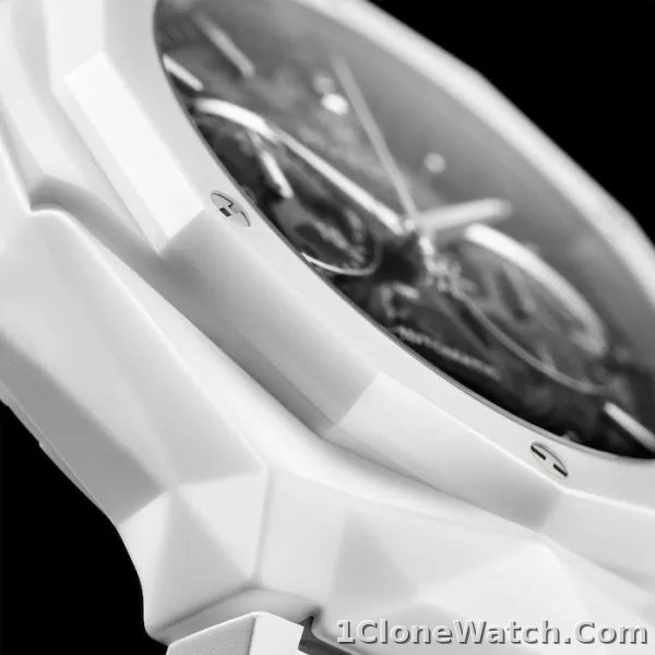 Hublot Classic Fusion Men Automatic Black Rubber Watch 525.HI.0170.RW.ORL21 - detail