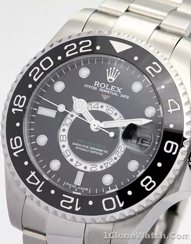 Rolex GMT-Master 40mm Black Dial 16720-3 - detail