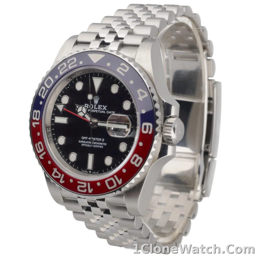Rolex GMT-Master II 40mm 126710BLRO  Pepsi  Jubilee - detail