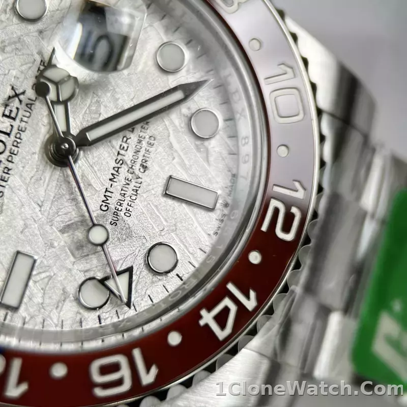 Superclone Rolex GMT-Master II Meteorite Dial 126719BLRO  Superman  Oyster - detail
