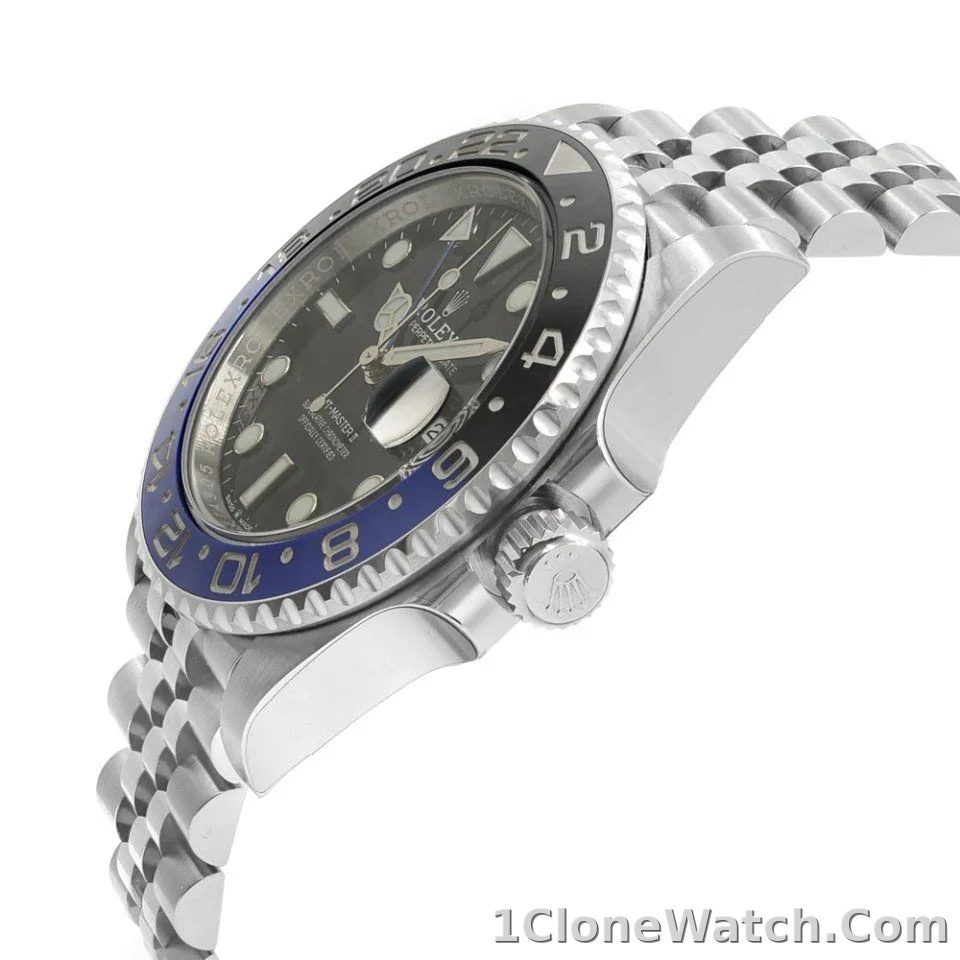 Rolex GMT-Master II Black Dial 126710BLNR  Batgirl - detail