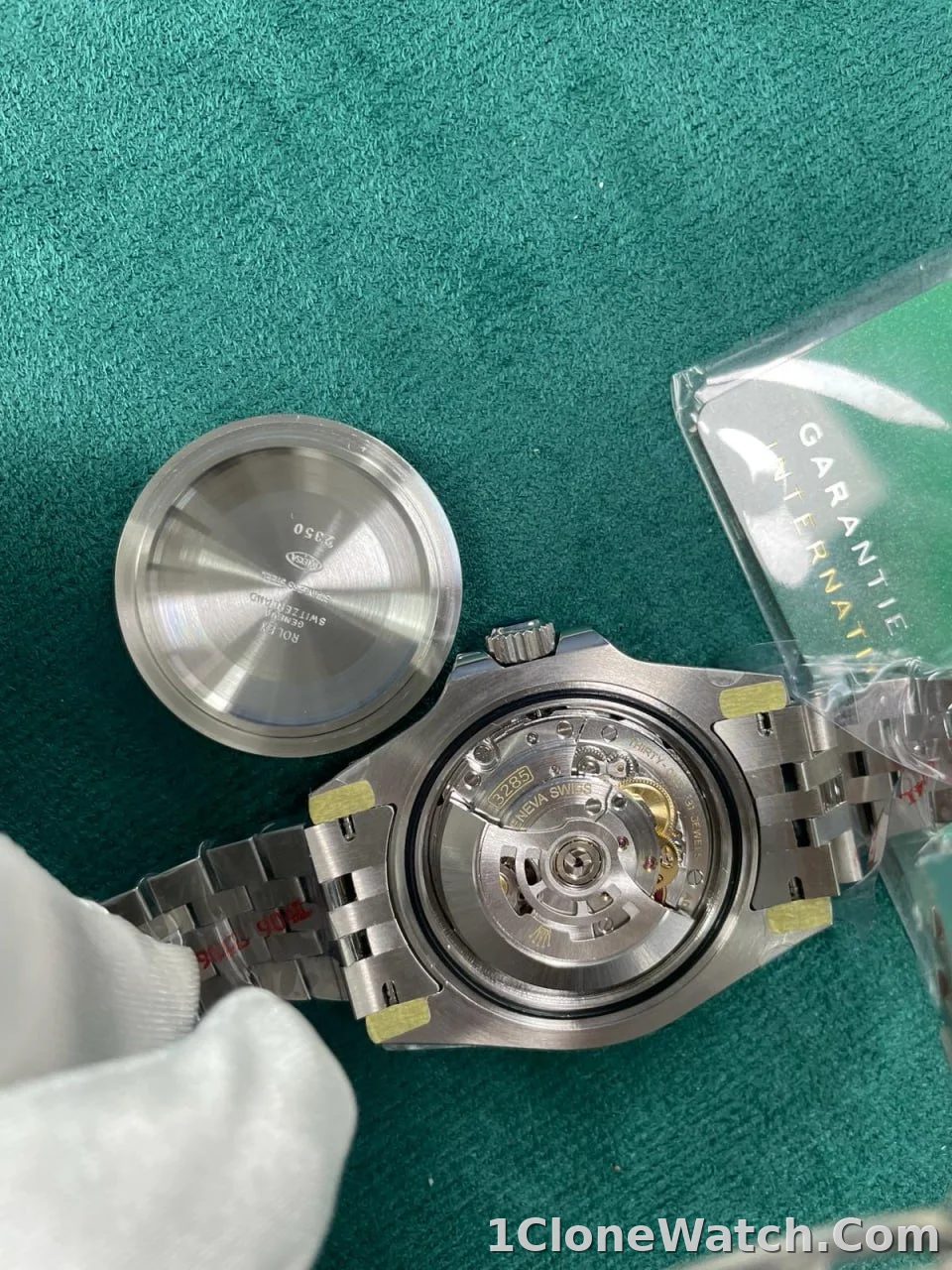 Superclone Rolex GMT-Master II 40mm 126710BLRO  Pepsi  Jubilee - detail