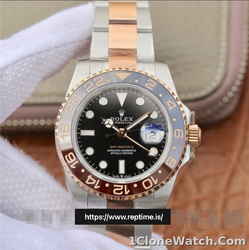 Rolex GMT Master II 126711 Men Automatic 40MM - detail