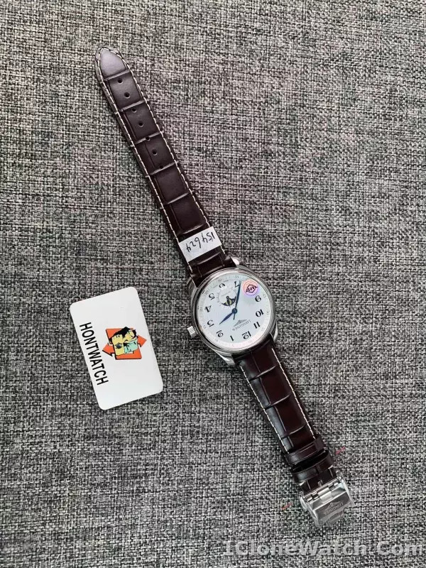Longines Master Collection Moonphase 40mm L2.909.4.78.3 - detail