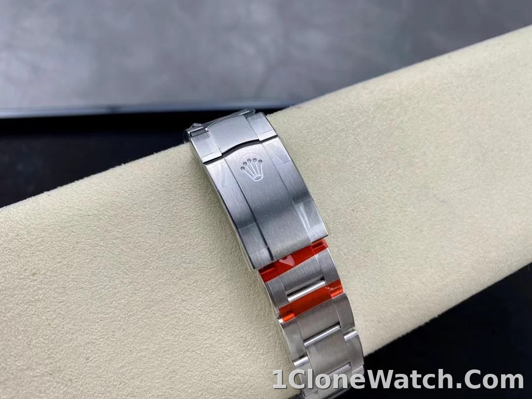 Superclone Rolex Oyster Perpetual 41 mm Turquoise Dial 124300 - detail