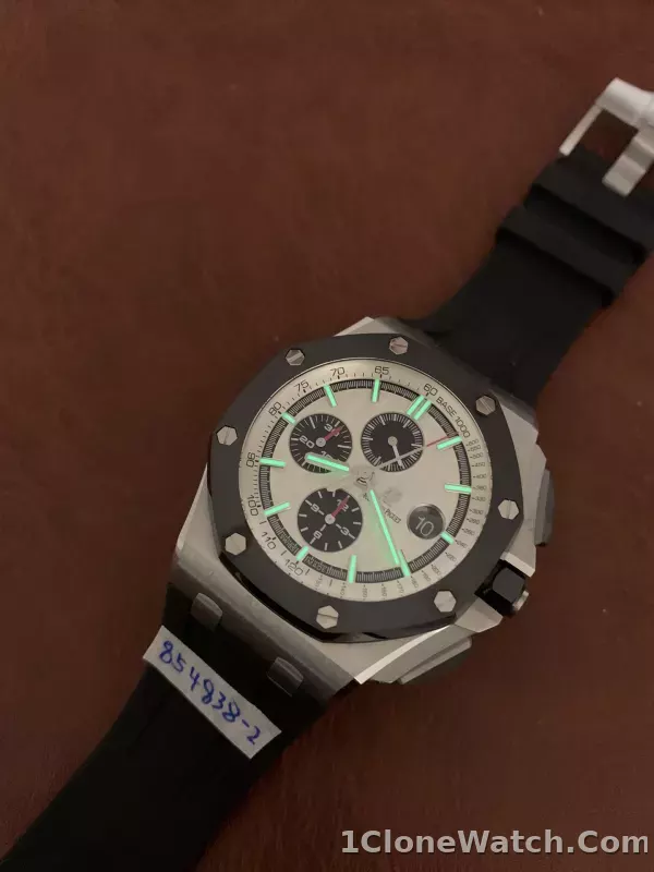 Audemars Piguet Royal Oak Offshore 26400SO.OO.A002CA.01 - detail