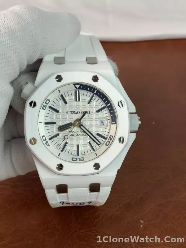 Audemars Piguet Royal Oak Offshore Diver 15707CB.OO.A010CA.01