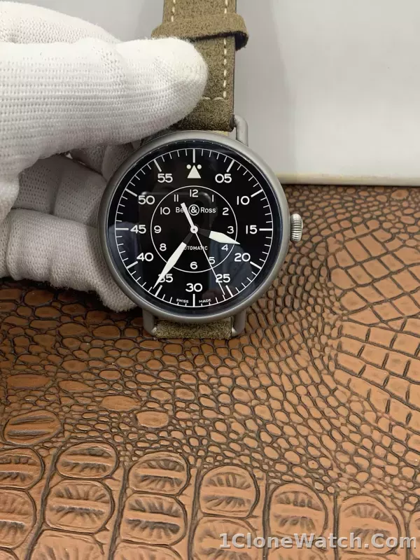 Bell&Ross WW1-92 Heritage BRWW192-MIL/SCA