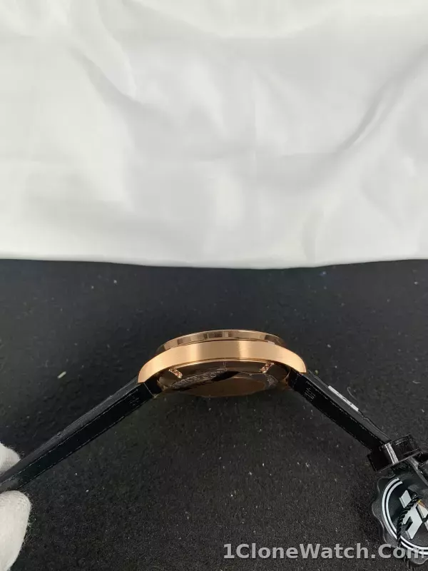 IWC Portuguese Chronograph IW371482 - detail
