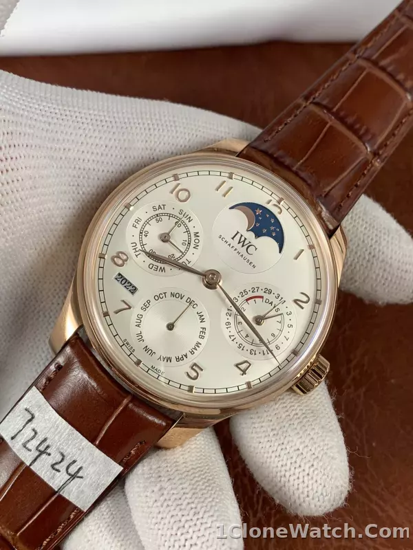 IWC Portuguese Perpetual Calendar IW503302 - detail