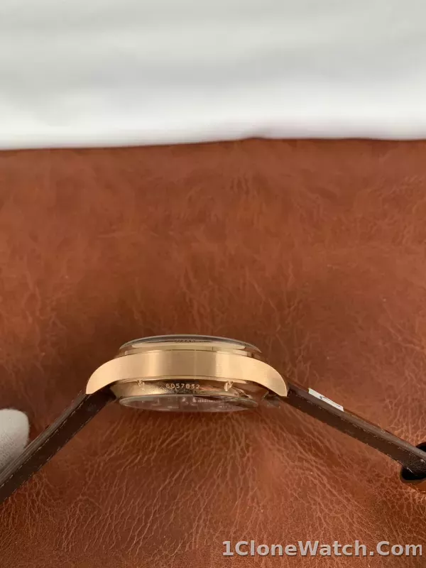 IWC Portuguese Perpetual Calendar IW503302 - detail