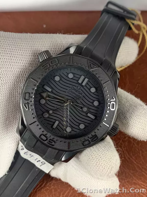 Omega Seamaster Diver 300M Co-Axial Master Chronometer - detail