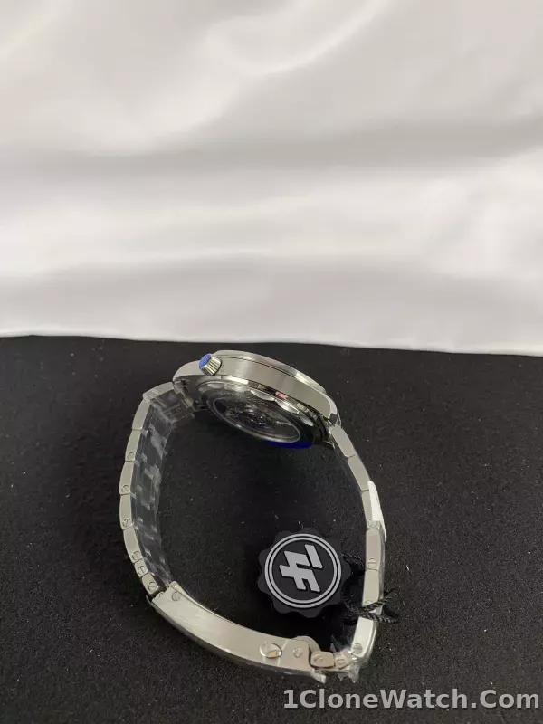 Omega Seamaster 300M Tokyo 2020 42mm 522.30.42.20.04.001 - detail