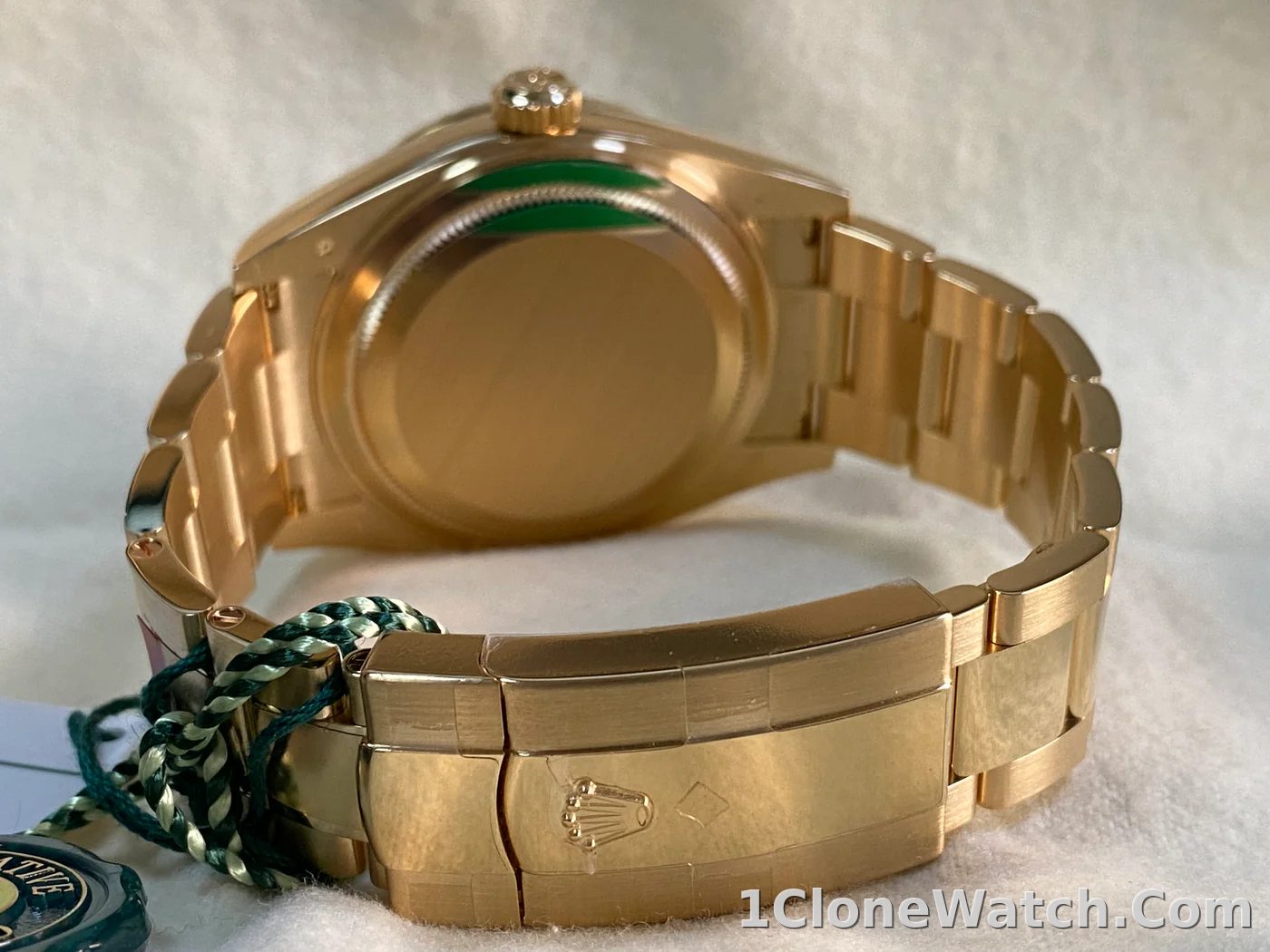 Superclone Rolex Sky-Dweller 42 mm Champagne Dial 336938 - detail