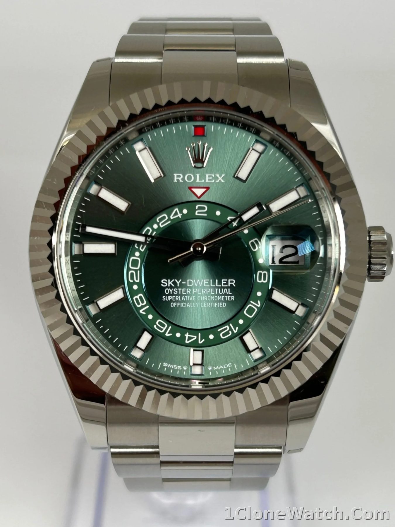 Superclone Rolex Sky-Dweller 42 mm Mint green Dial 336934 Oyster - detail