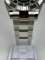 Superclone Rolex Sky-Dweller 42 mm Mint green Dial 336934 Oyster - view 9