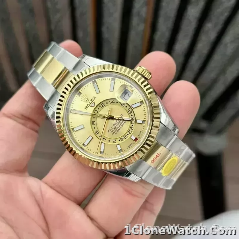 Superclone Rolex Sky-Dweller 42 mm Champagne Dial 336933 - detail