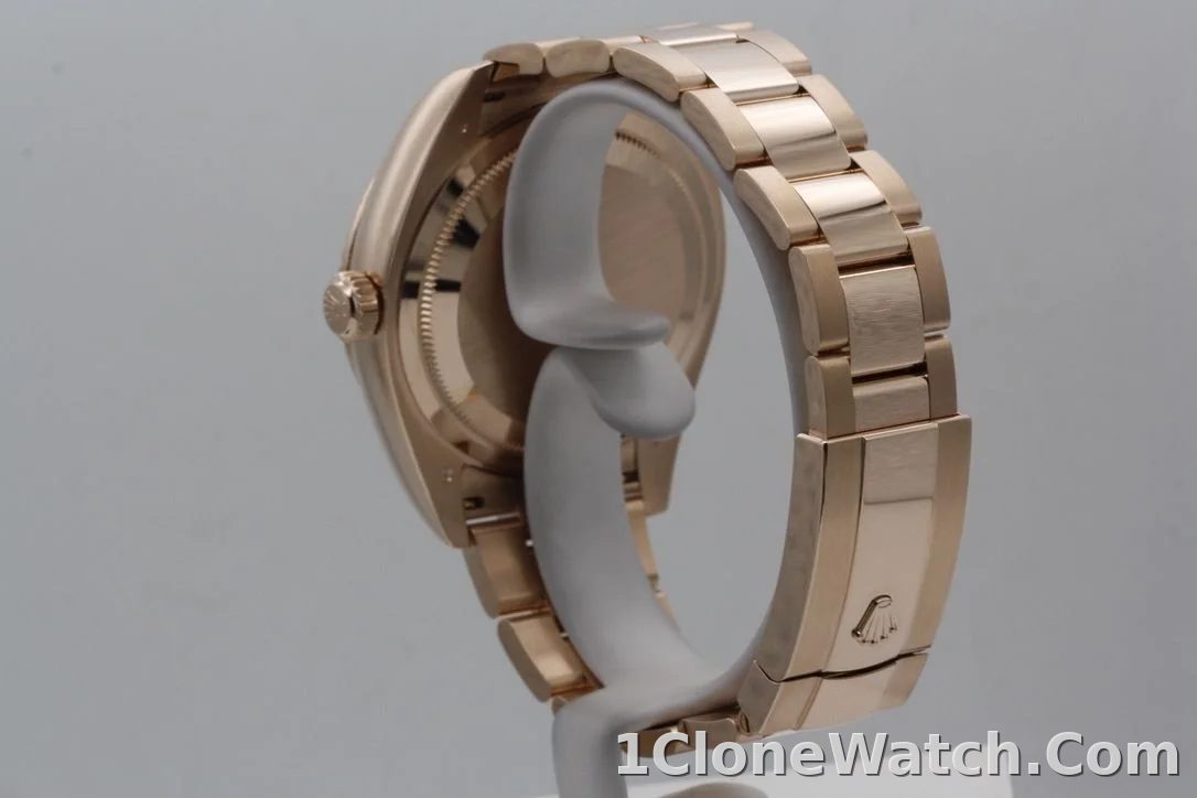 Rolex Sky-Dweller 42mm Chocolate Dial 326935 - detail