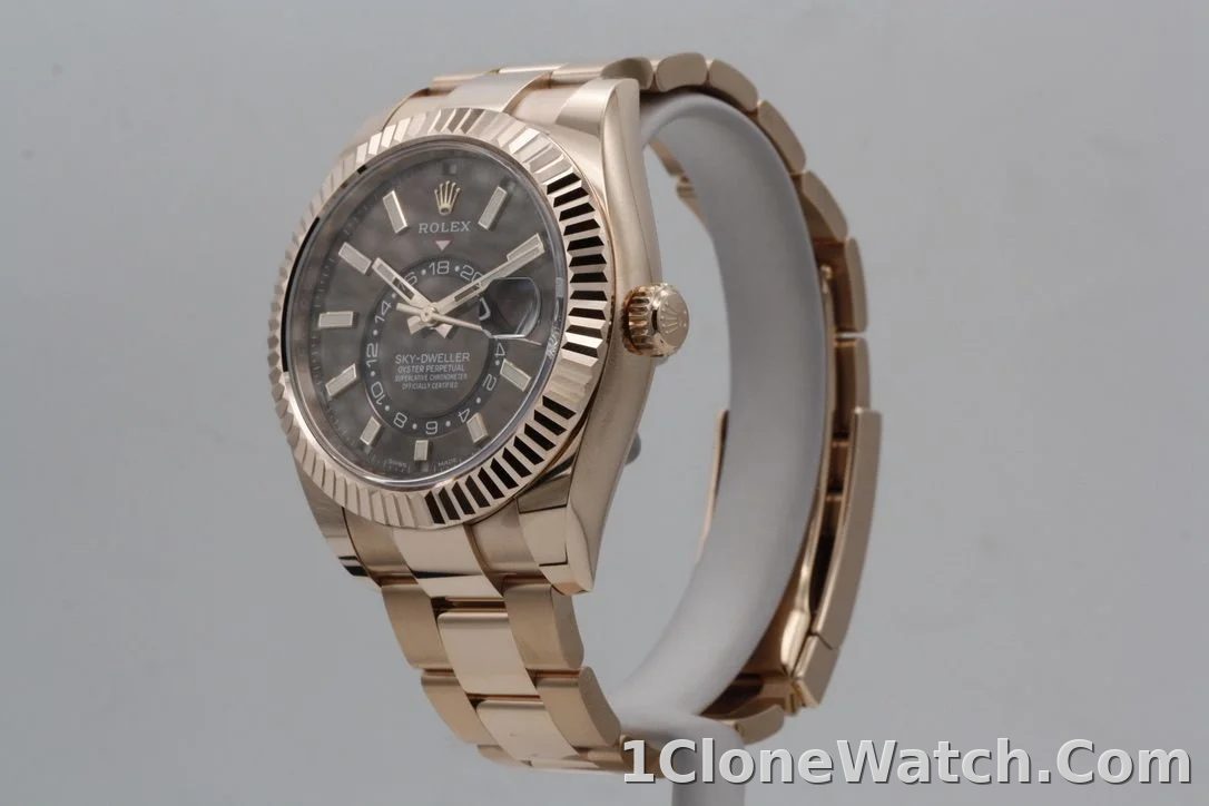 Rolex Sky-Dweller 42mm Chocolate Dial 326935 - detail