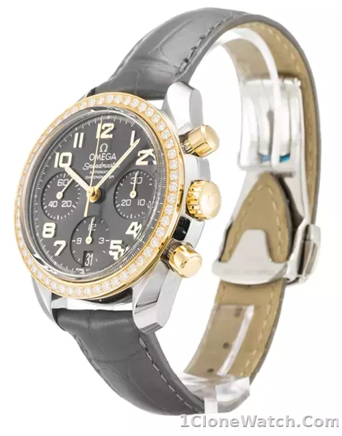 Omega Speedmaster Automatic Chronometer 324.28.38.40.06. - detail