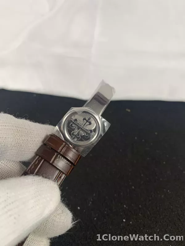 Patek Philippe Grand Complications 5320G-001 - detail