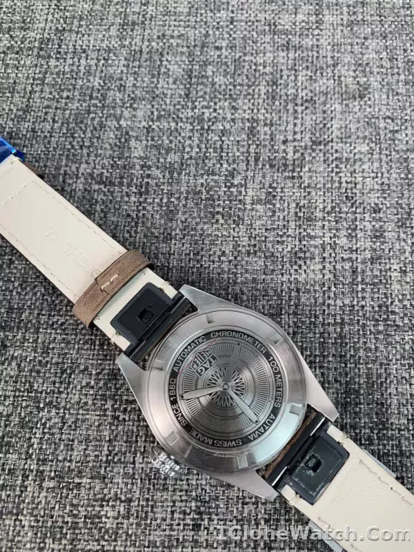 TAG HEUER WBE5114.FC8266 Autavia Calibre 5 42mm - detail