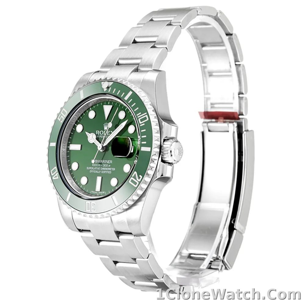 Rolex Submariner 40mm Green Dial 116610LV  Hulk - detail