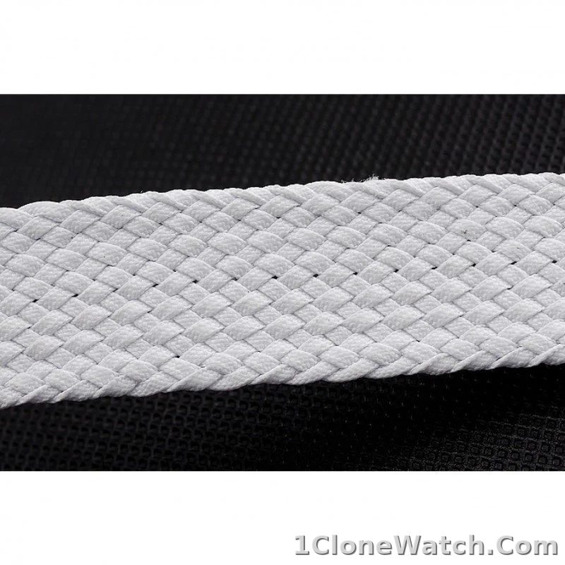 Rolex Submariner 41mm White Dial 1453867 - detail
