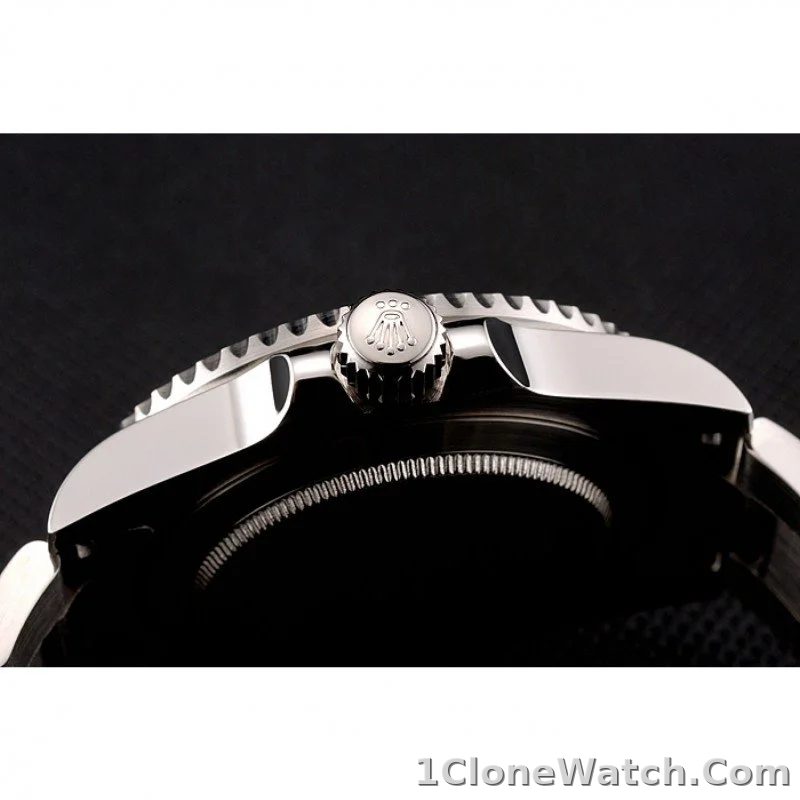 Rolex Submariner 41mm Green Dial 1454069 - detail
