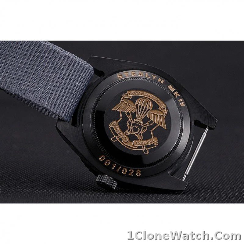 Rolex Submariner 39mm Black Dial 621996 - detail