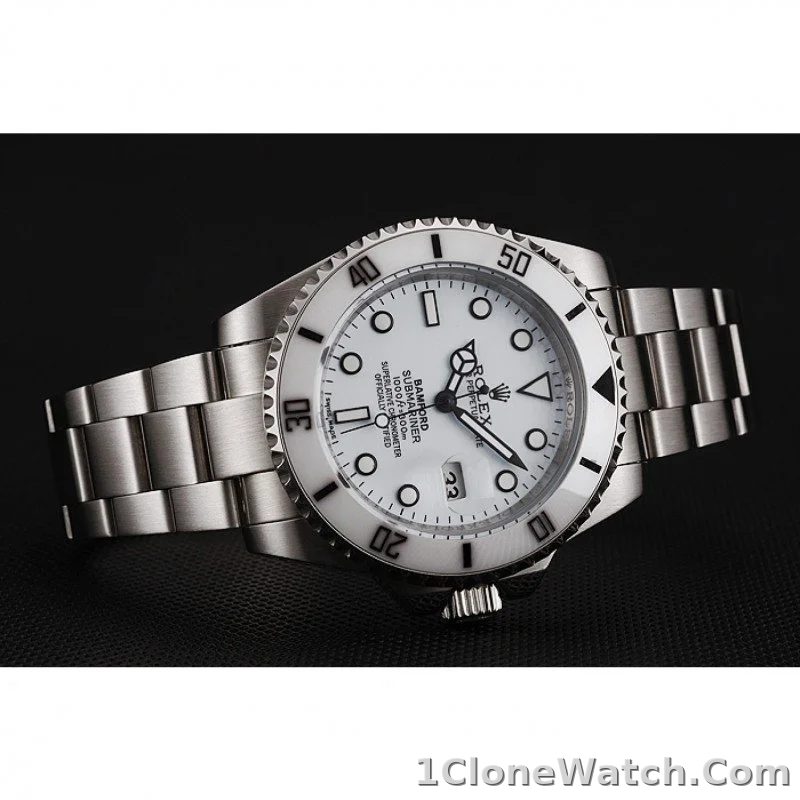 Rolex Submariner 40mm White Dial 1453863 - detail