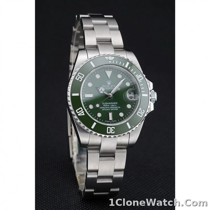 Rolex Submariner 41mm Green Dial 1454151 - detail