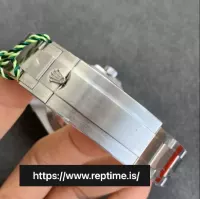 Rolex Submariner 124060 Men Automatic 41MM - view 7