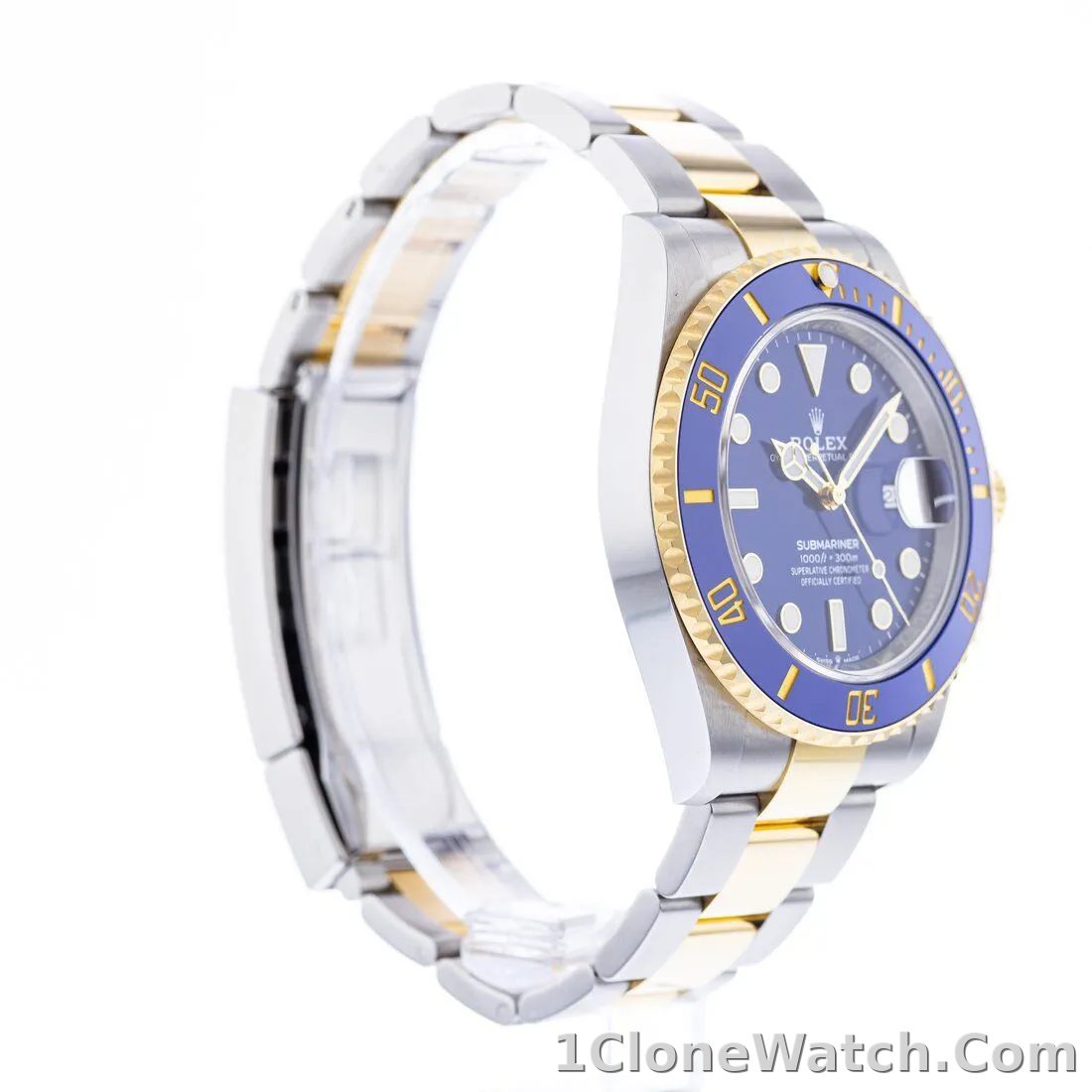 Rolex Submariner Date 126613LB - detail
