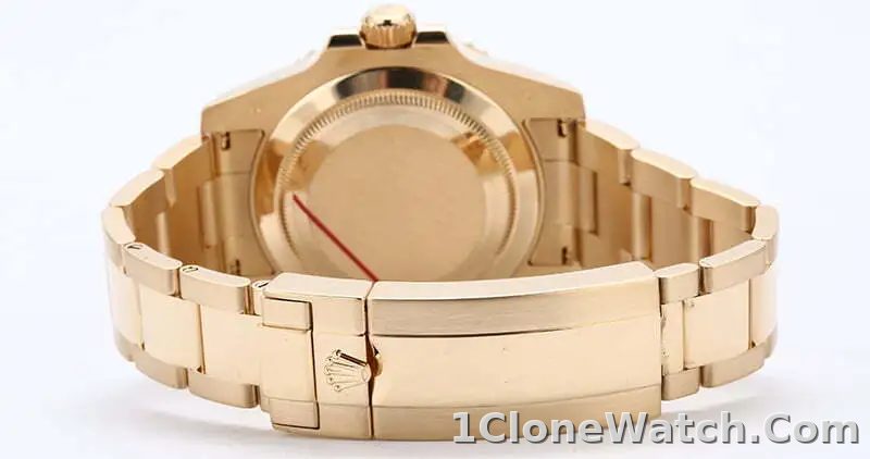 Rolex Submariner Date 126618LB - detail