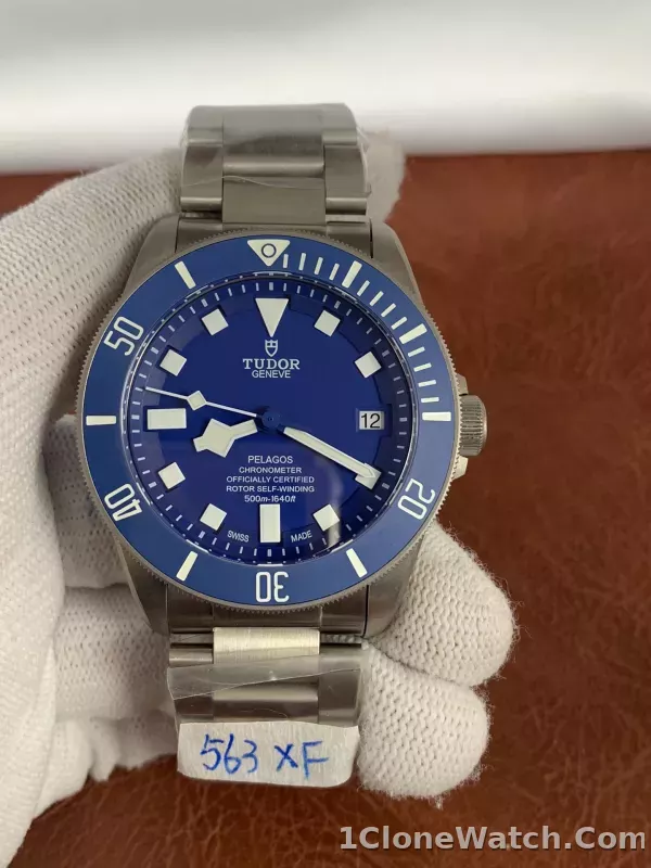 Tudor Pelagos M25600TB-0001