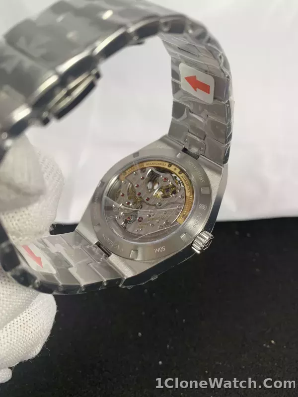 Vacheron Constantin Overseas Tourbillon 6000V/110A-B544 - detail