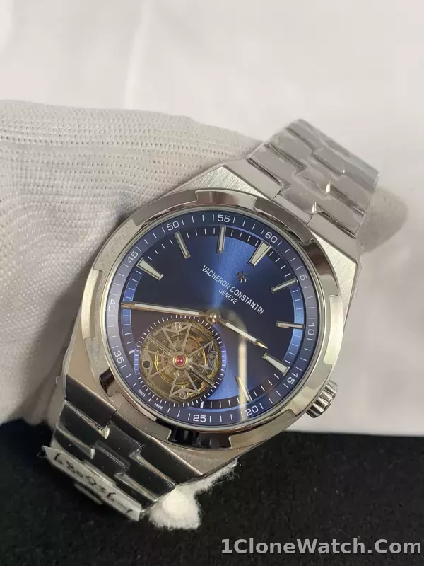 Vacheron Constantin Overseas Tourbillon 6000V/110A-B544 - detail