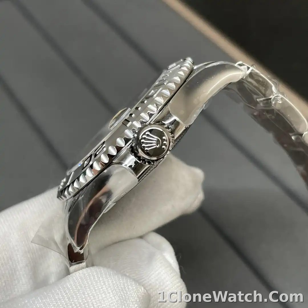 Superclone Rolex Yacht-Master Rhodium Dial 126622 40mm - detail