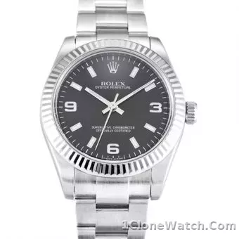Rolex Oyster Perpetual Date 115210 - detail