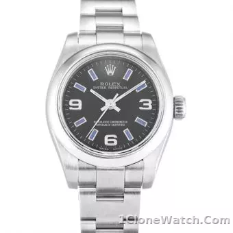 Rolex Oyster Perpetual Date 15000 - detail